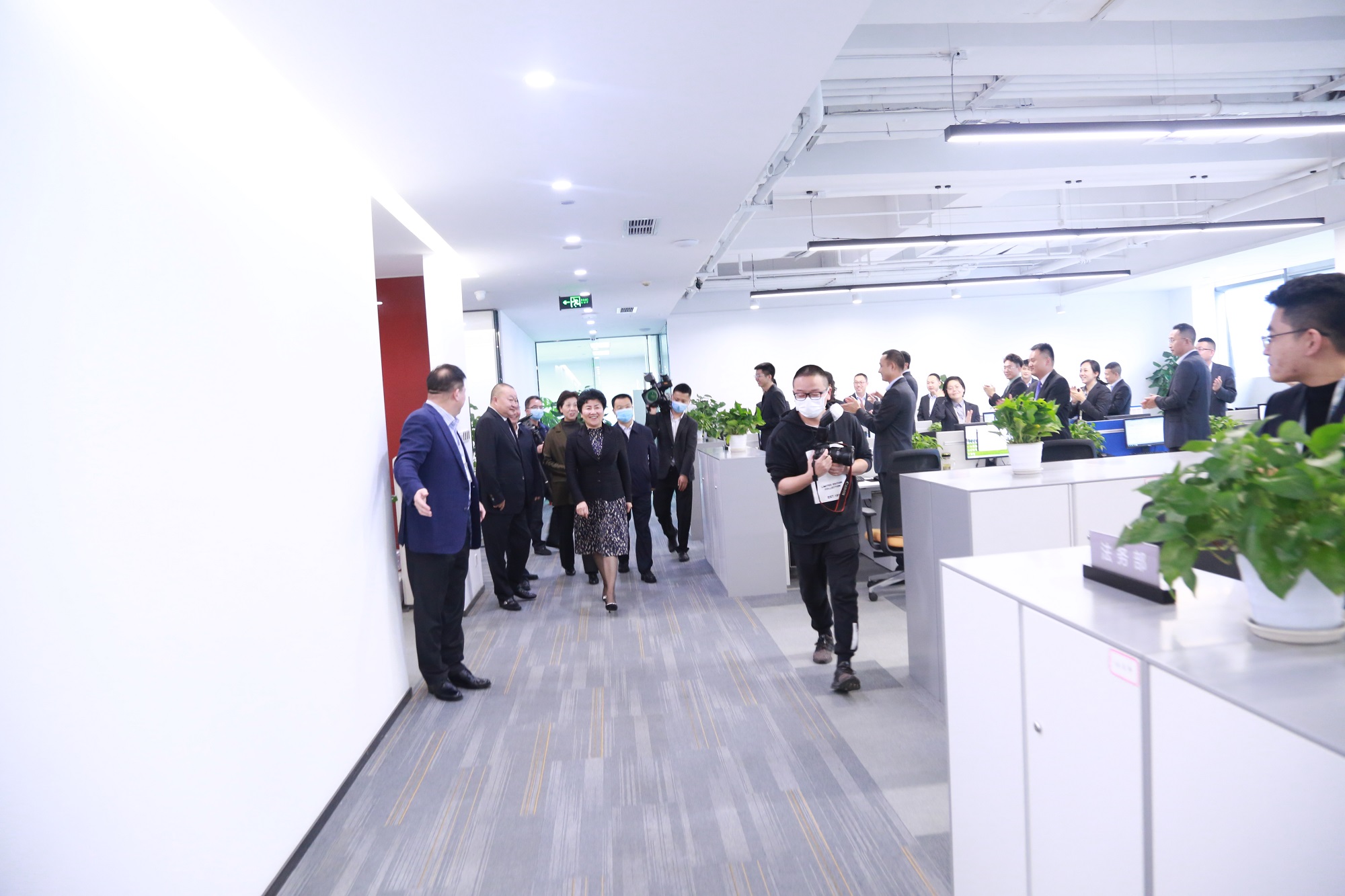 省人大常委會副主任、達(dá)州市委書記包惠蒞臨公司視察指導(dǎo)