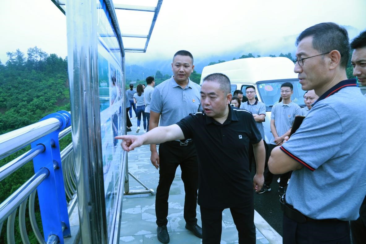 慶建黨百年系列活動-公司開展“學(xué)黨史、感恩黨、跟黨走”主題教育活動